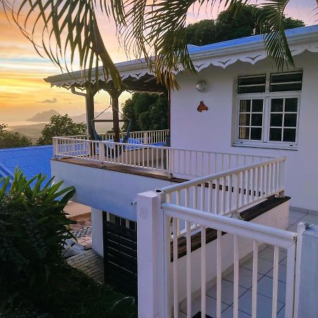 Villa Iguana, Duplex Paisible, Vue Magnifique Mer Et Rocher Du Diamant, Piscine Sainte-Luce Exterior foto