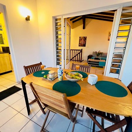 Villa Iguana, Duplex Paisible, Vue Magnifique Mer Et Rocher Du Diamant, Piscine Sainte-Luce Exterior foto